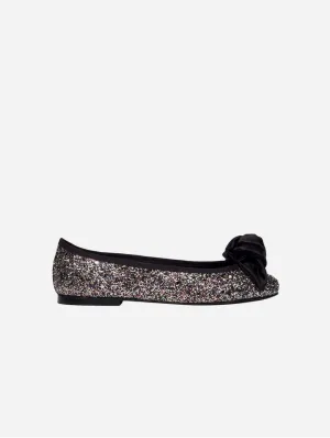 Audience à 9h30 au tribunal Vegan Bow Flats | Paillettes recyclées
