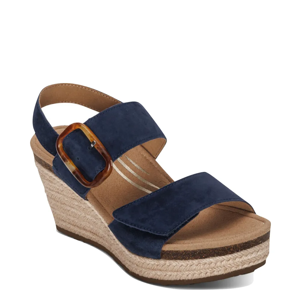 Sandale à talon compensé Ashley pour femme de Aetrex en bleu marine