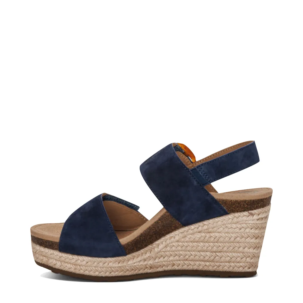 Sandale à talon compensé Ashley pour femme de Aetrex en bleu marine