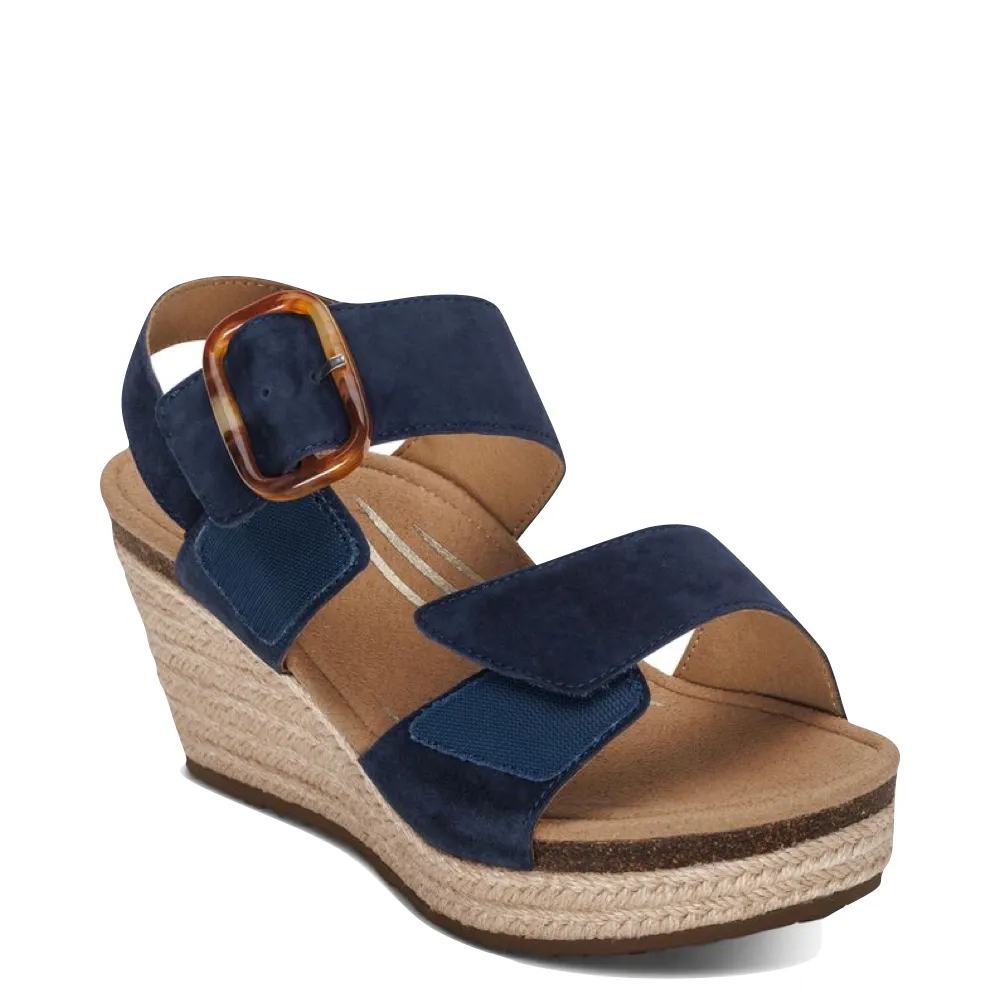 Sandale à talon compensé Ashley pour femme de Aetrex en bleu marine