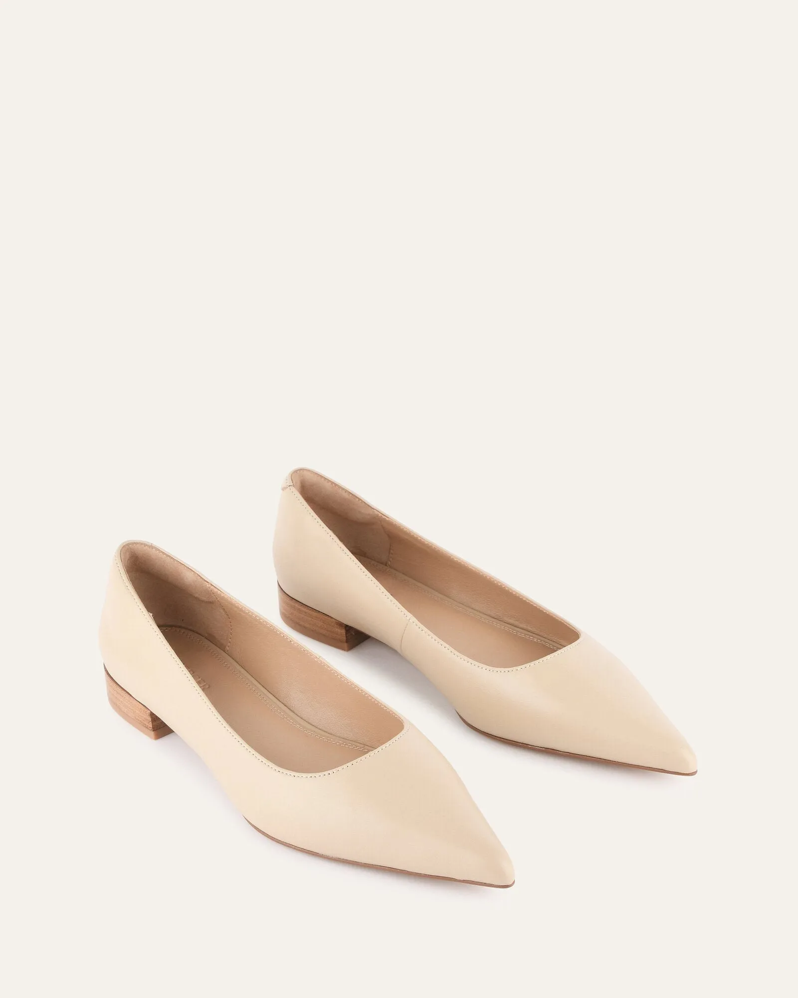 ANITA ROBE PLATE SABLE CUIR