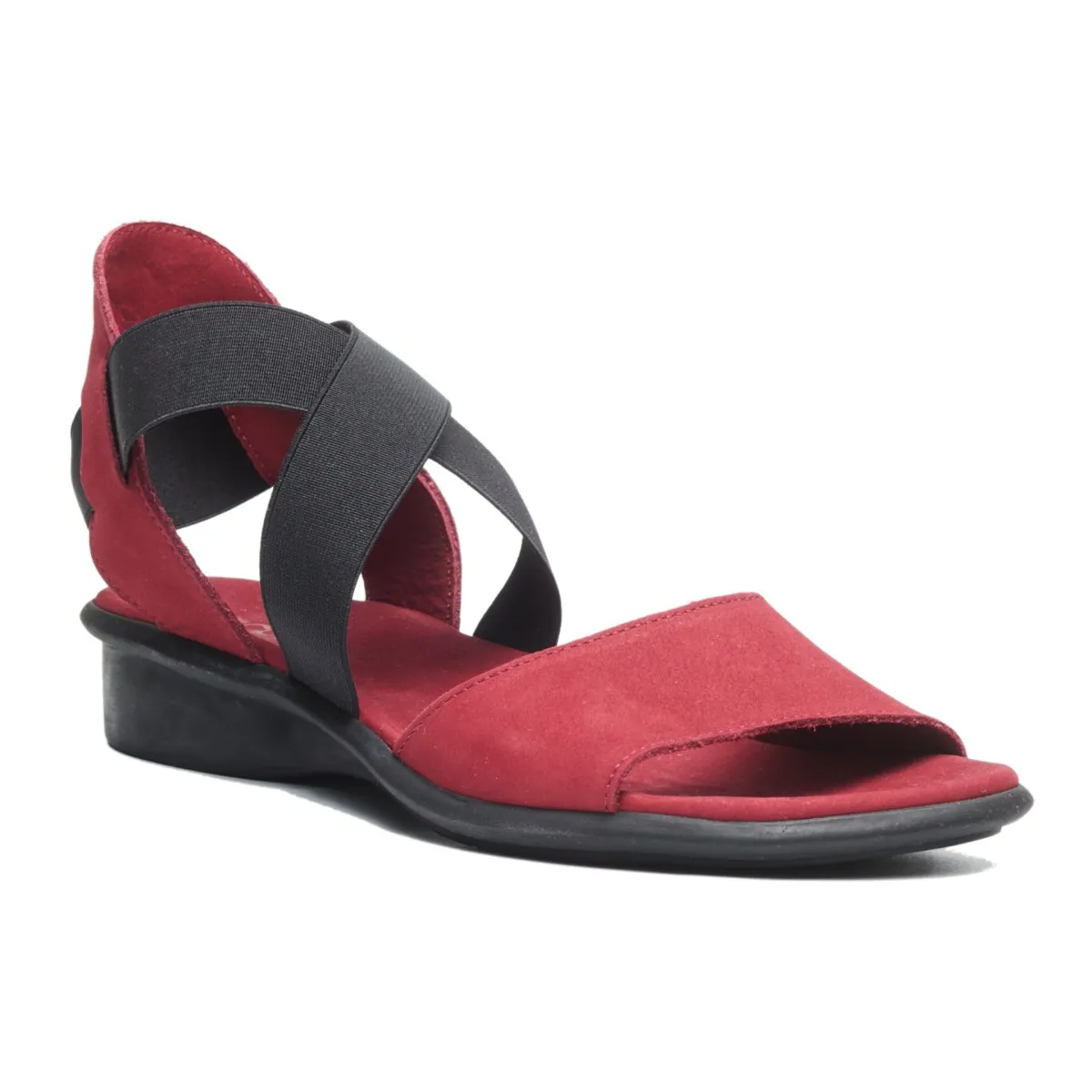 Arche Femme Satia Massai Nubuck Rouge