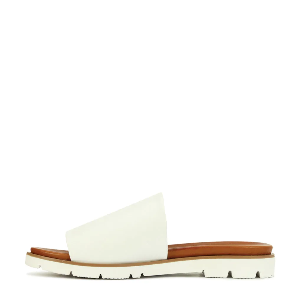 SANDALE GLISSANTE EN CENDRES