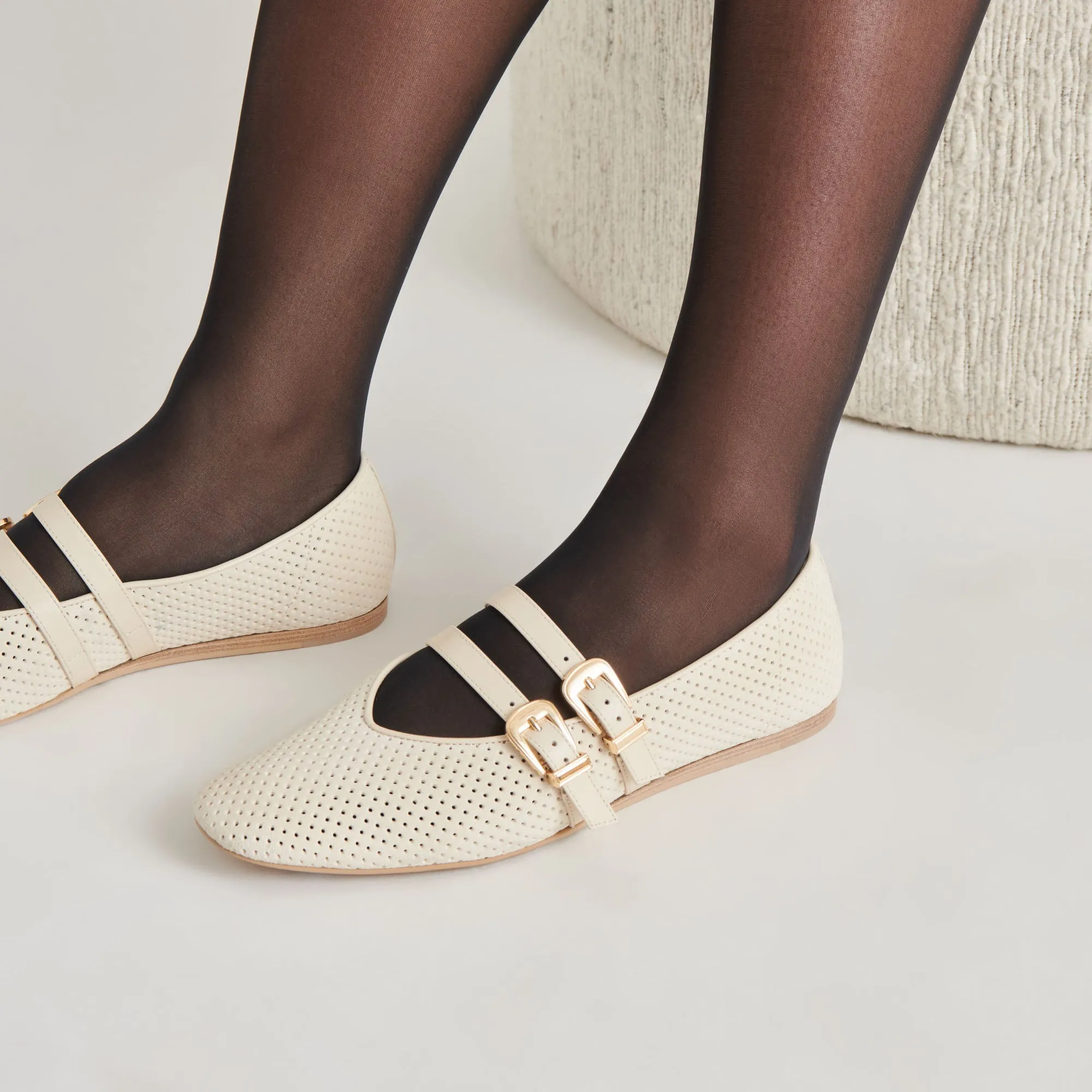 BAYLEE BALLERINES BONE SUÈDE PERFORÉ