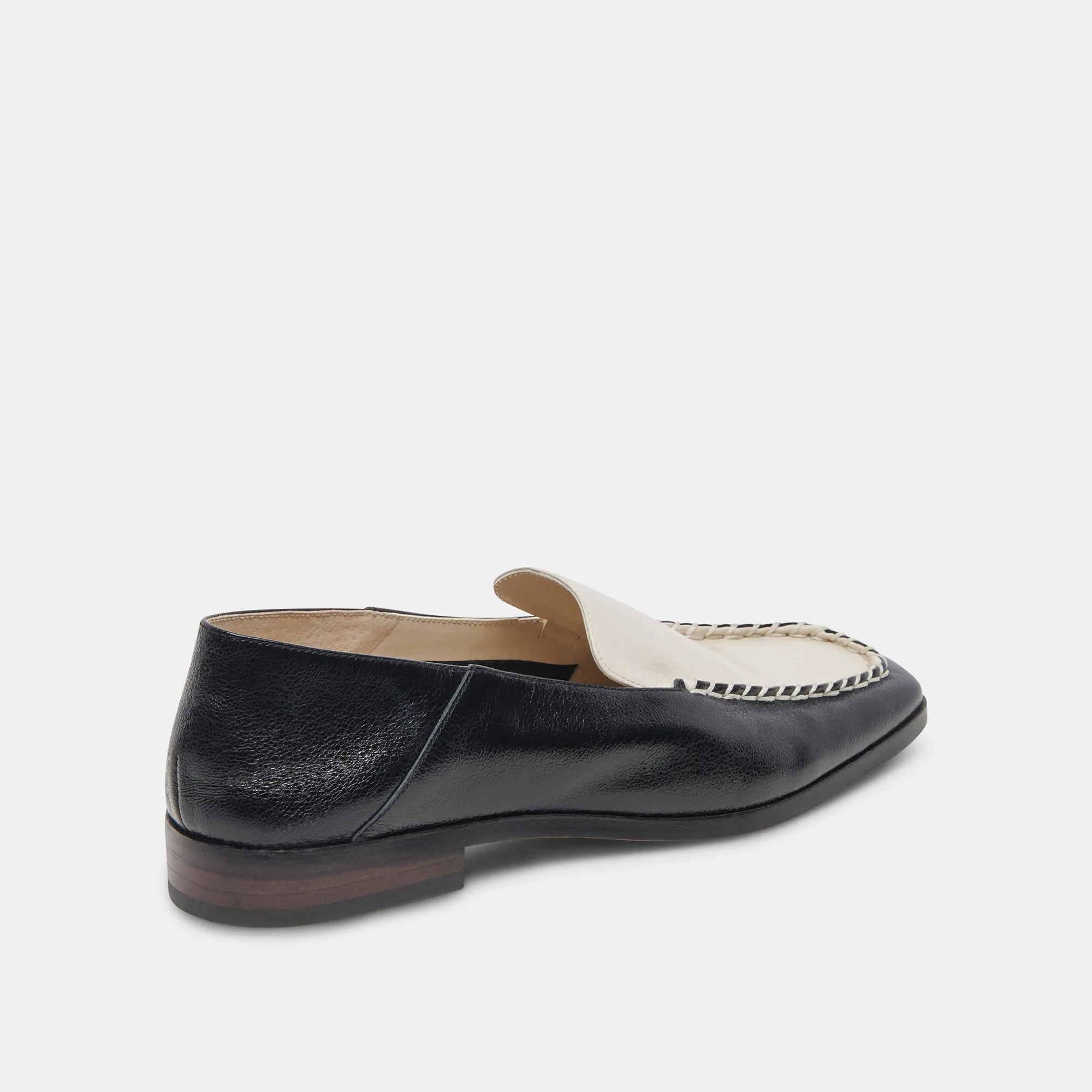 BENY FLATS LARGES BLANCS NOIRS VERNIS PLISSÉ