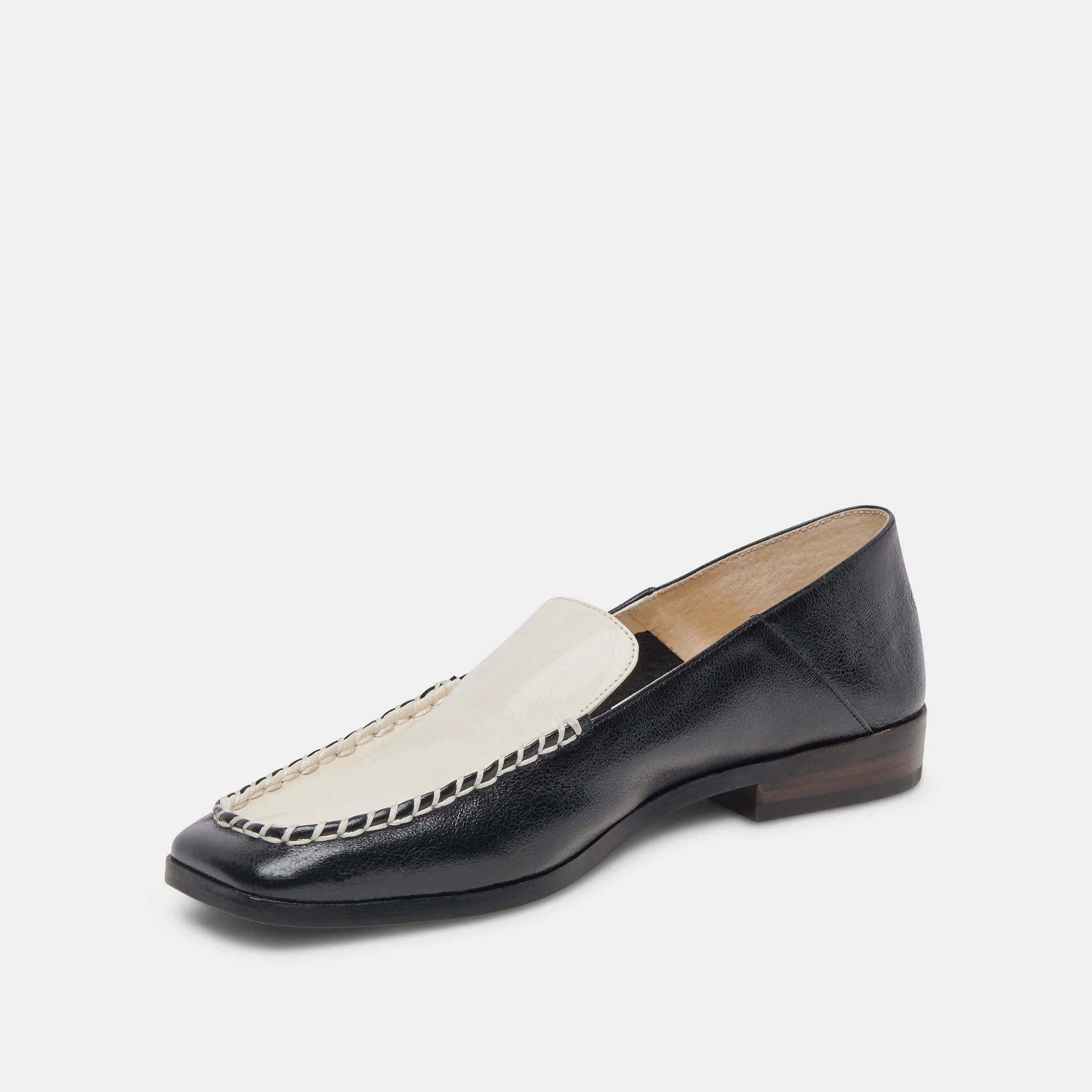 BENY FLATS LARGES BLANCS NOIRS VERNIS PLISSÉ