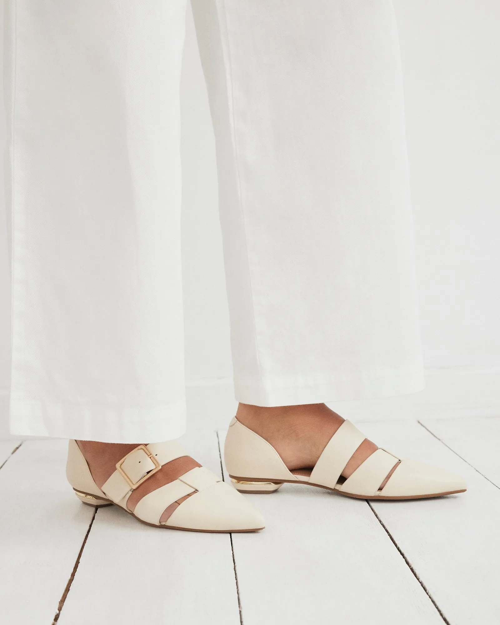 CARLA ROBE BALLERINES CUIR BLANC CASSÉ