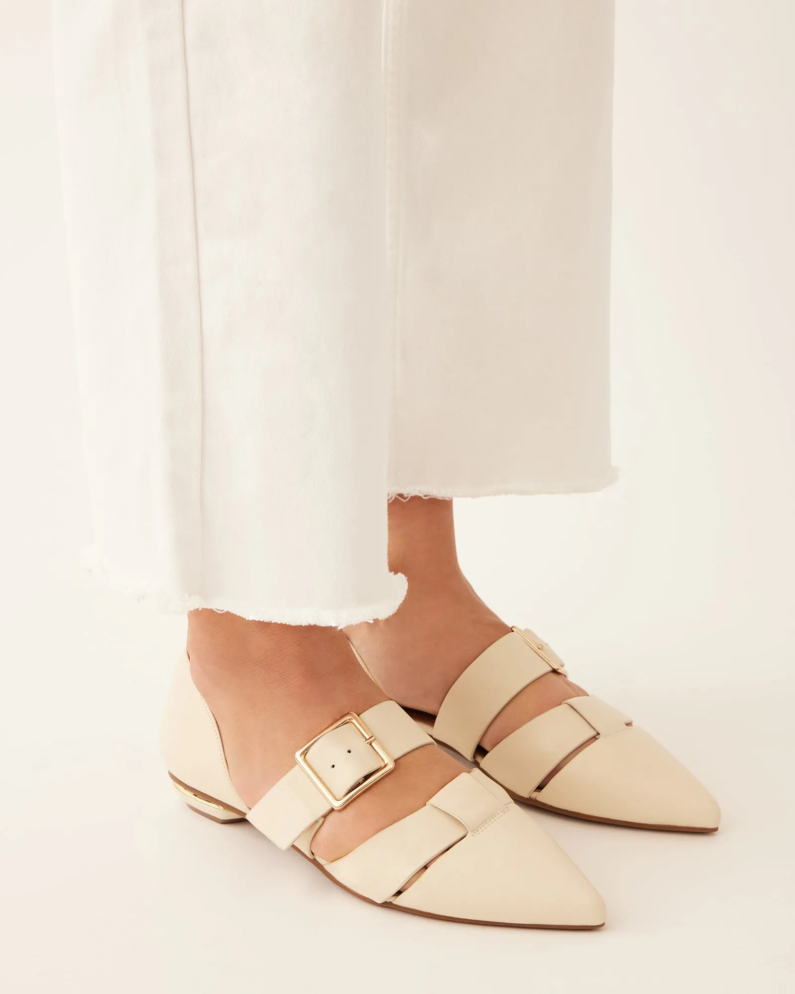 CARLA ROBE BALLERINES CUIR BLANC CASSÉ