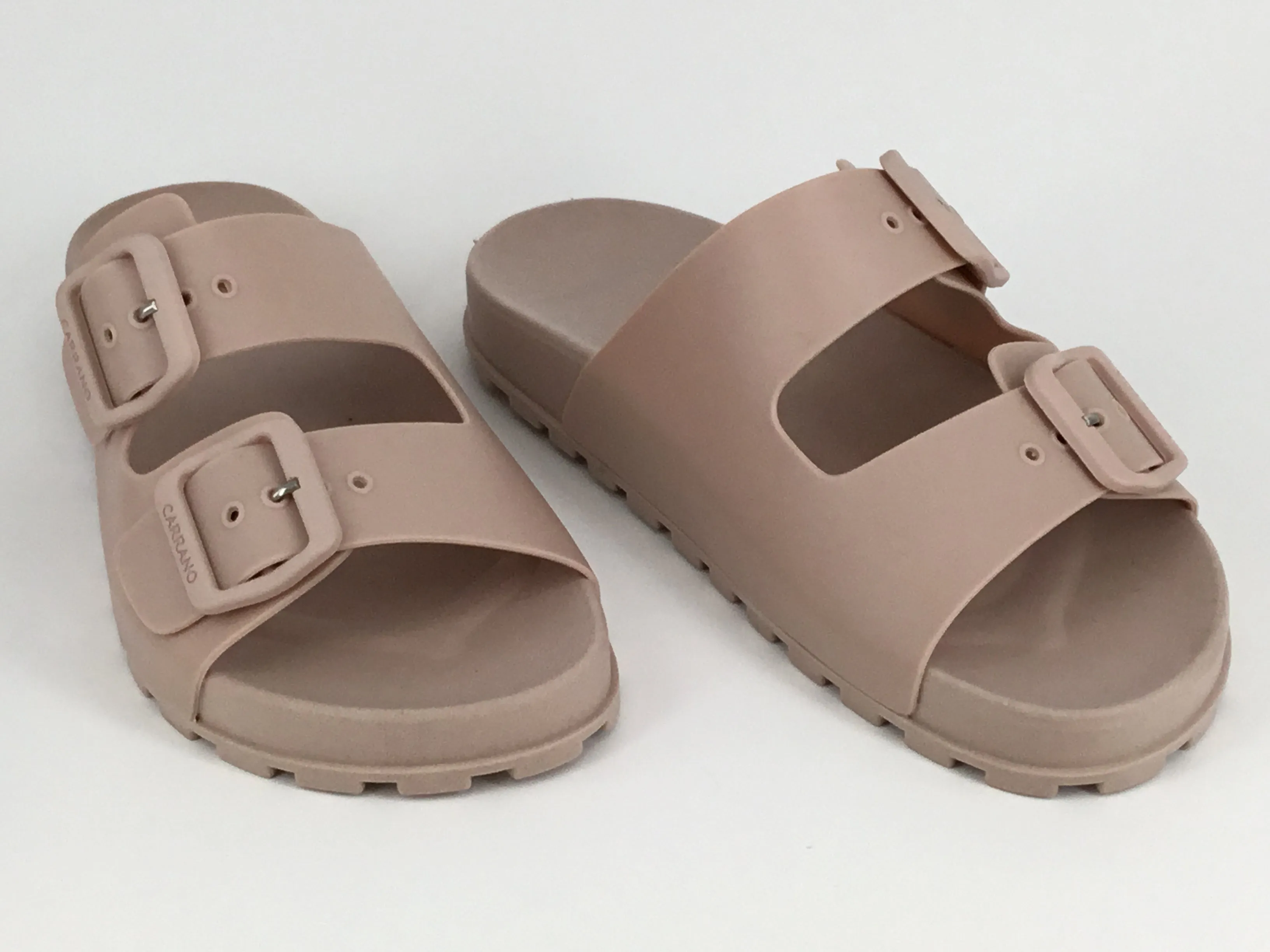Carrano Dior disponible en 9 couleurs