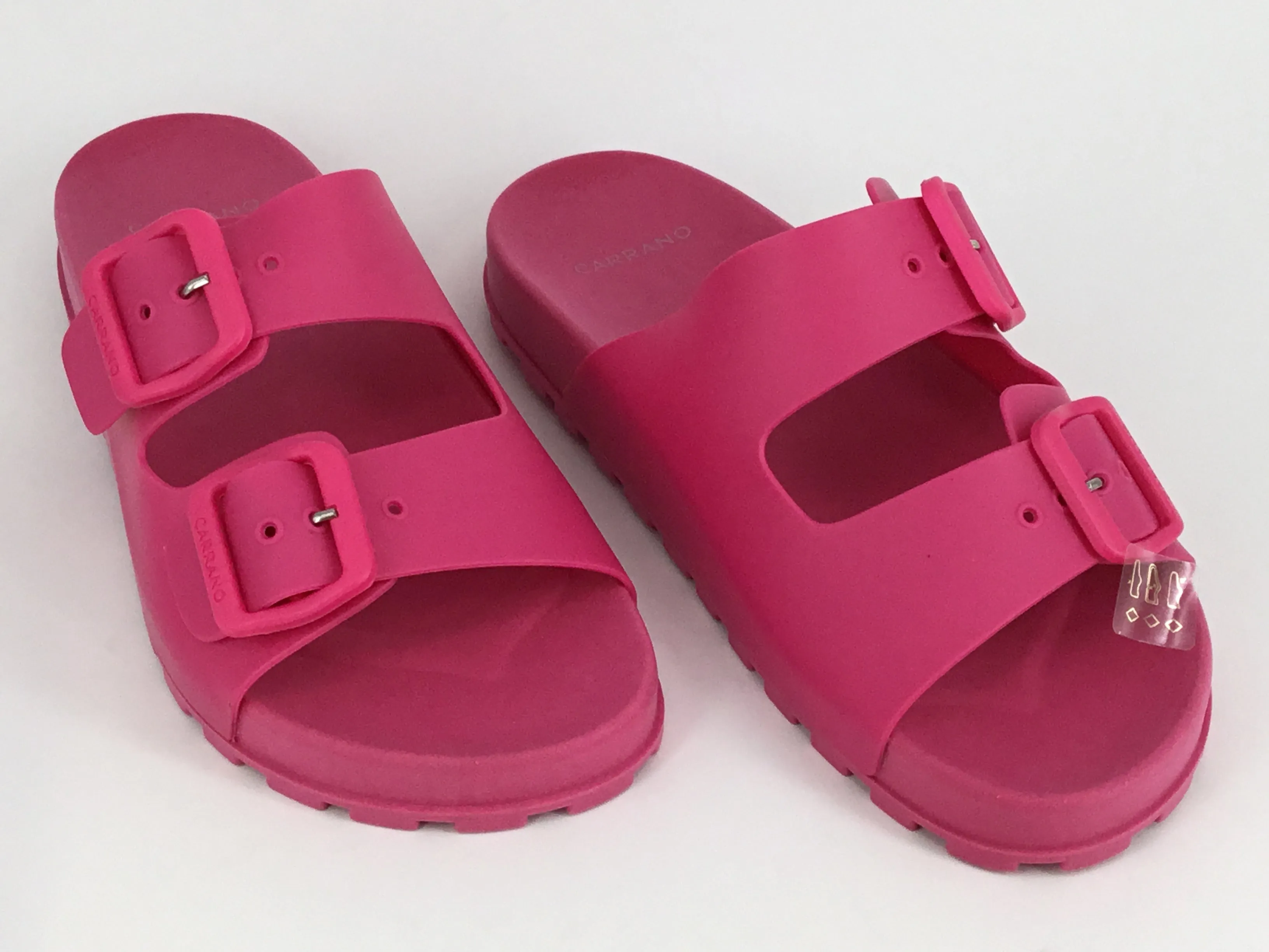 Carrano Dior disponible en 9 couleurs