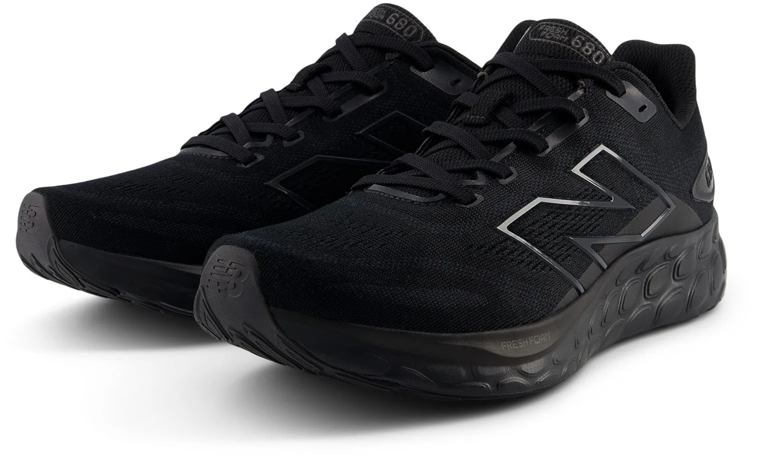 Chaussures de course pour hommes Fresh Foam X 680v8 (Largeur 4E)