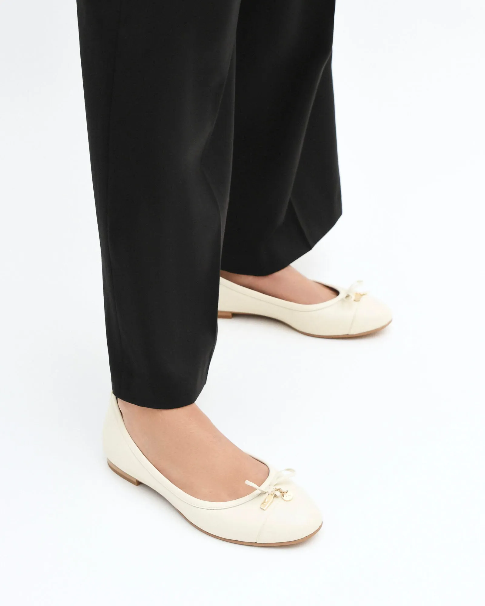 HERMIONE BALLERINES EN TISSU OFF WHITE TRESSÉ
