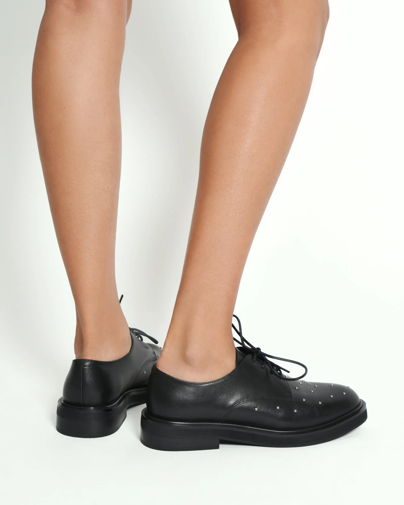 IKER LACETS CUIR NOIR