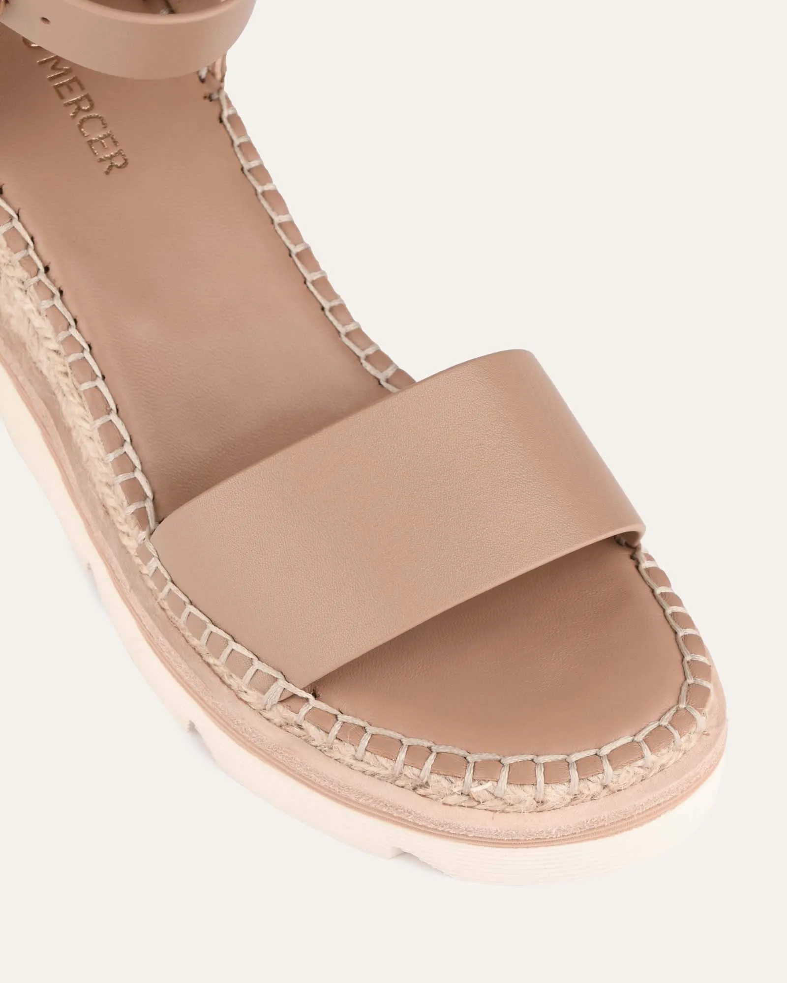 WEDGES KELLY À TALON MOYEN EN CUIR TAN