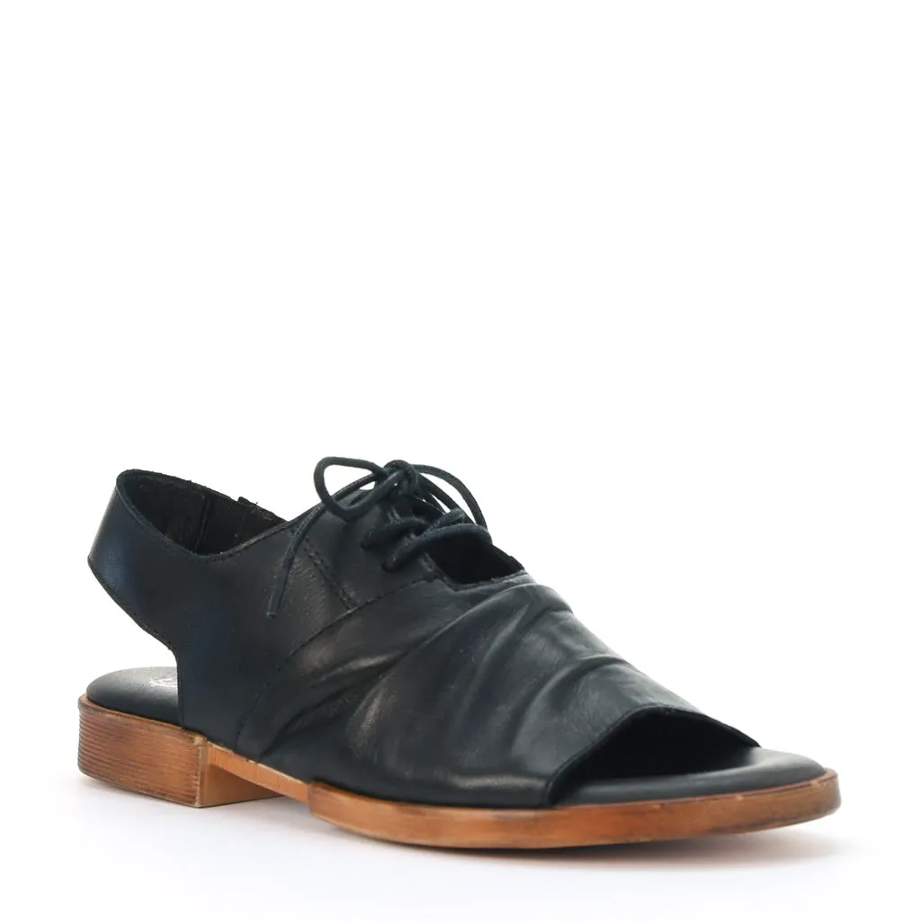 SANDALES LIDDY EN CUIR À LACETS