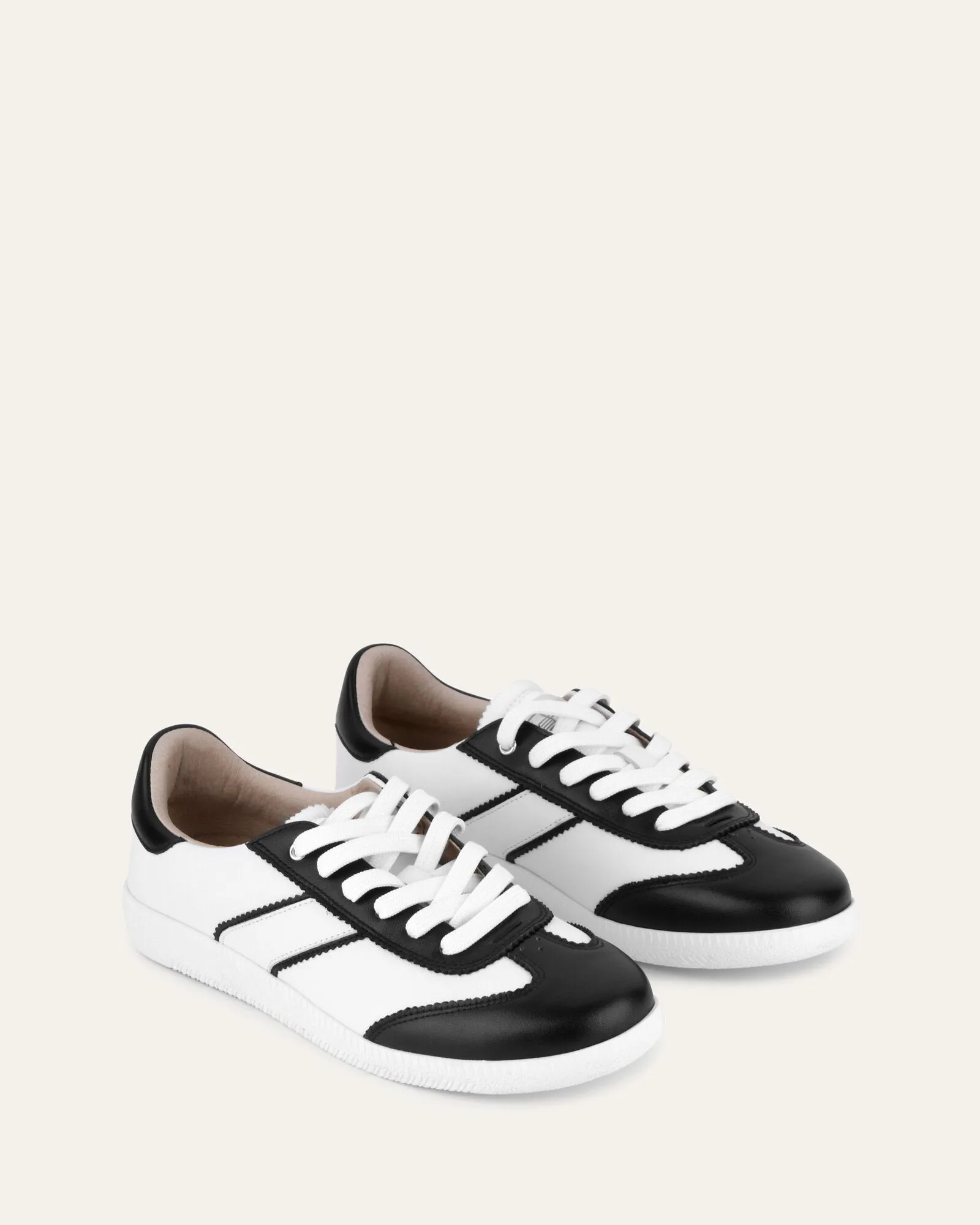 LOLA SNEAKERS CUIR NOIR BLANC