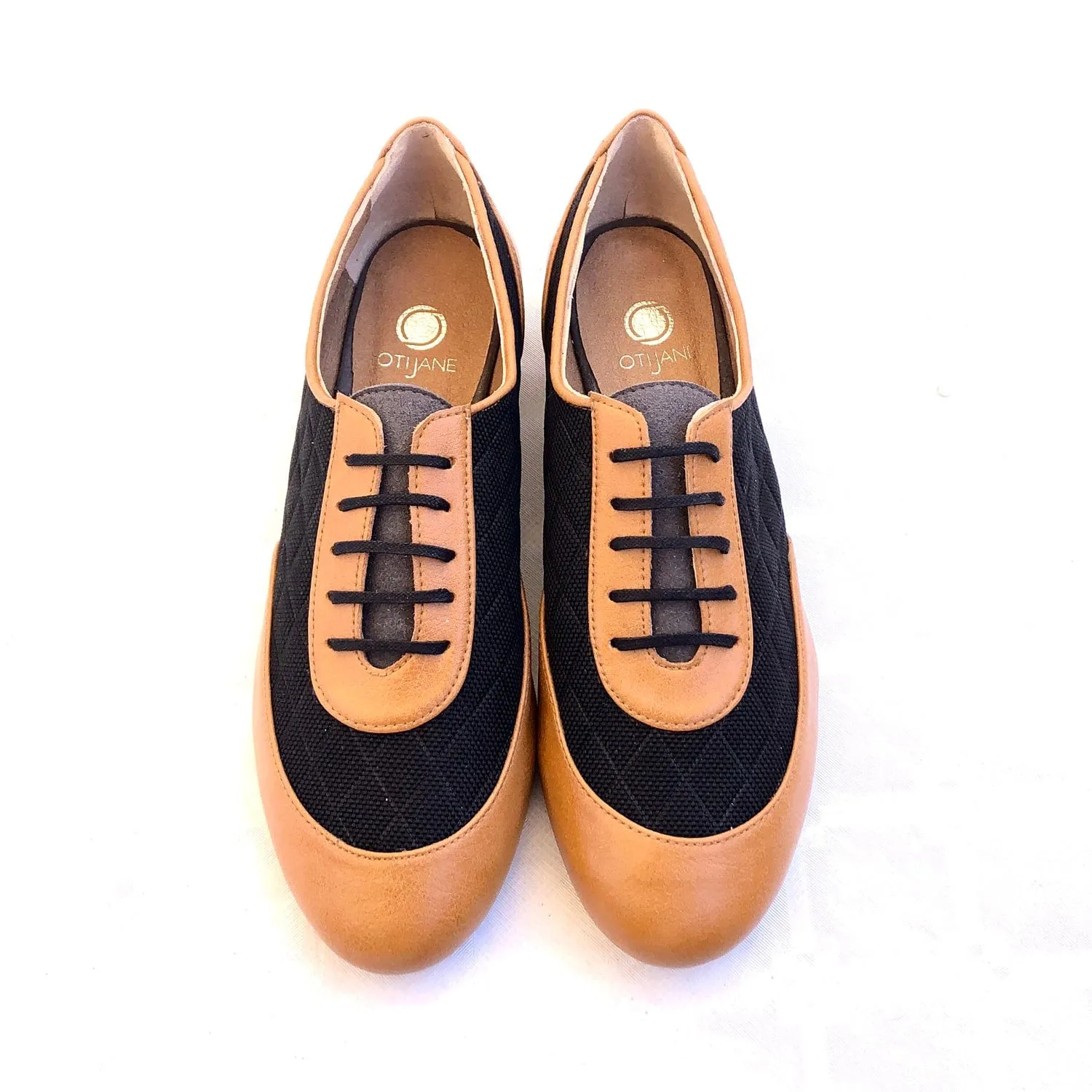 Maty Vegan Cuir de Maïs & Lacets Matelassés Recyclés Ballerines | Noir