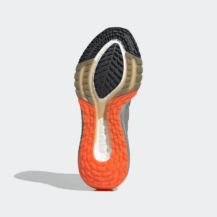 Chaussures de course adidas Ultraboost 22 COLD.RDY 2.0 pour hommes - Hey Dude Shoes