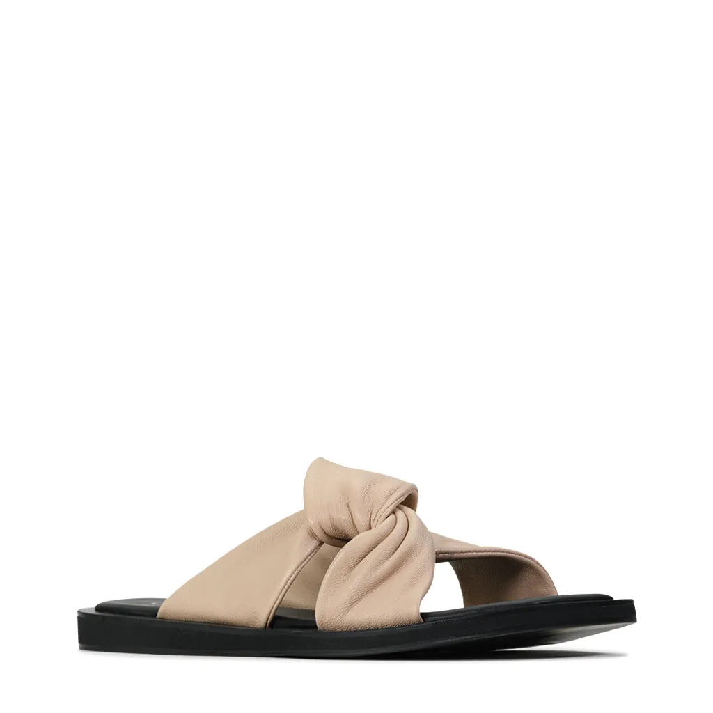 SANDALES CROISÉES MISTIQUE