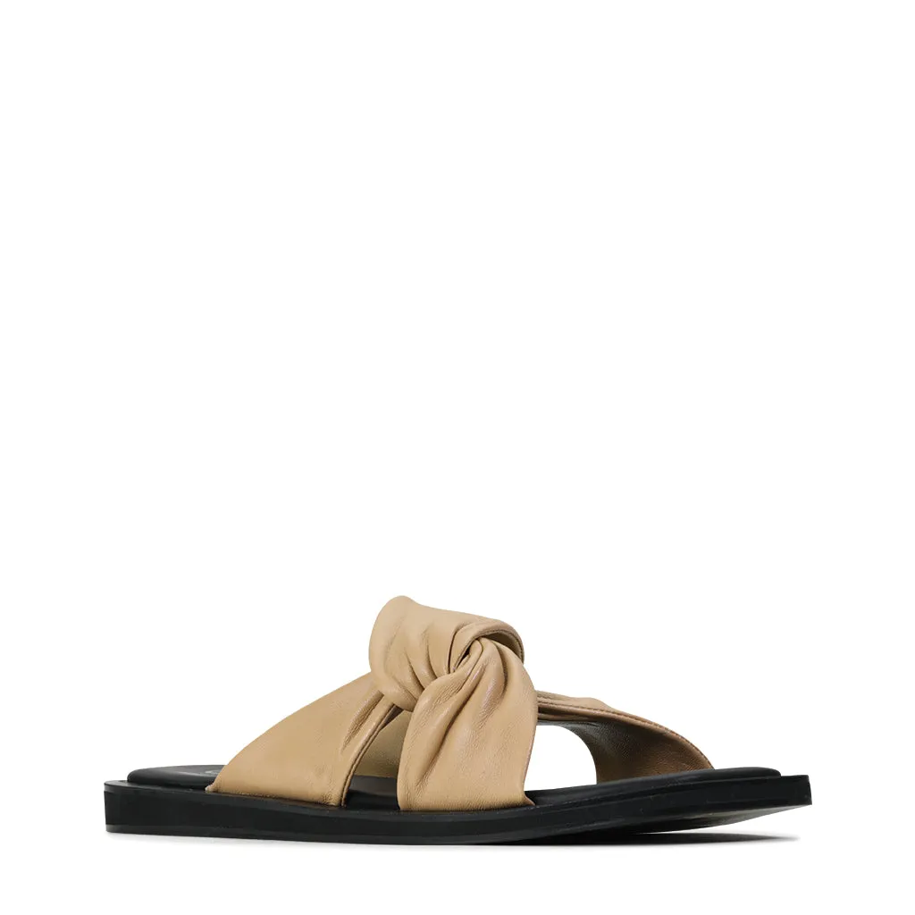 SANDALES CROISÉES MISTIQUE