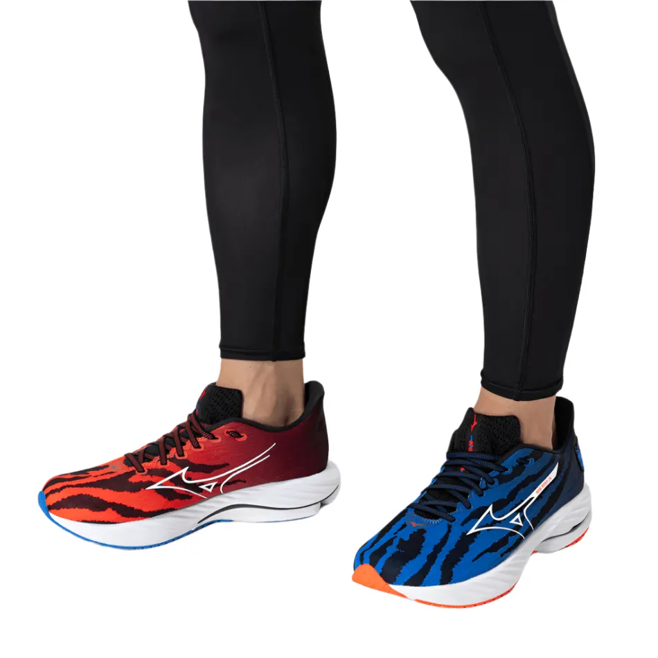 Mizuno Chaussures de Running Unisexe Wave Rider 28 Couleur Oni Demon Rouge Ignition Mizuno/Blanc/Bleu Baseball SS25