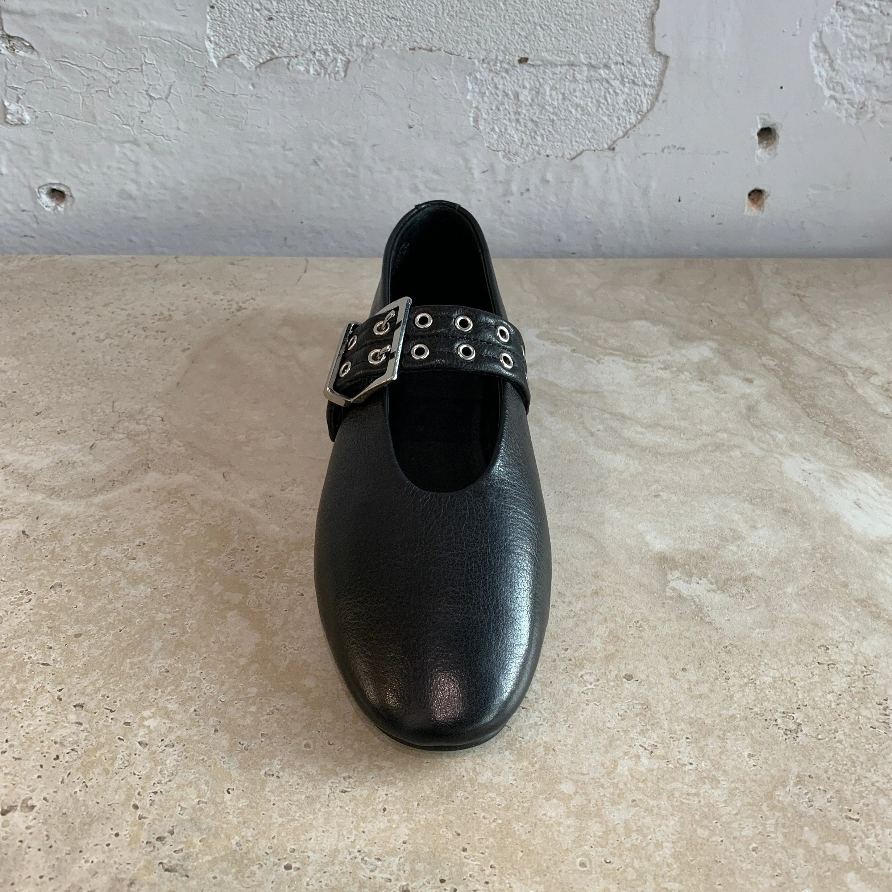 Chaussures en cuir noir Mollini Hearts_Mollini