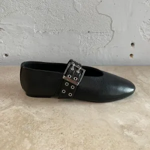 Chaussures en cuir noir Mollini Hearts_Mollini