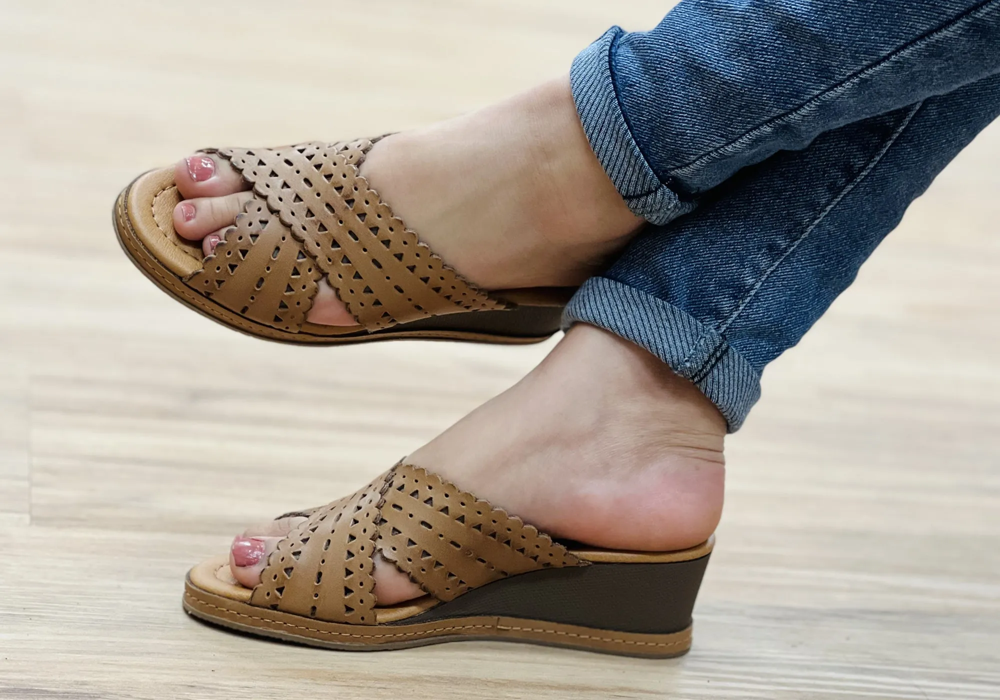 Nouvelles Sandales à Plateforme en Cuir pour Femmes Tory Fabriquées au Brésil - Chaussures New Face