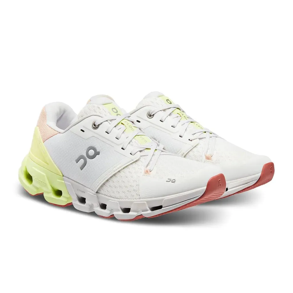 Chaussures de course On Cloudflyer 4 pour femme
