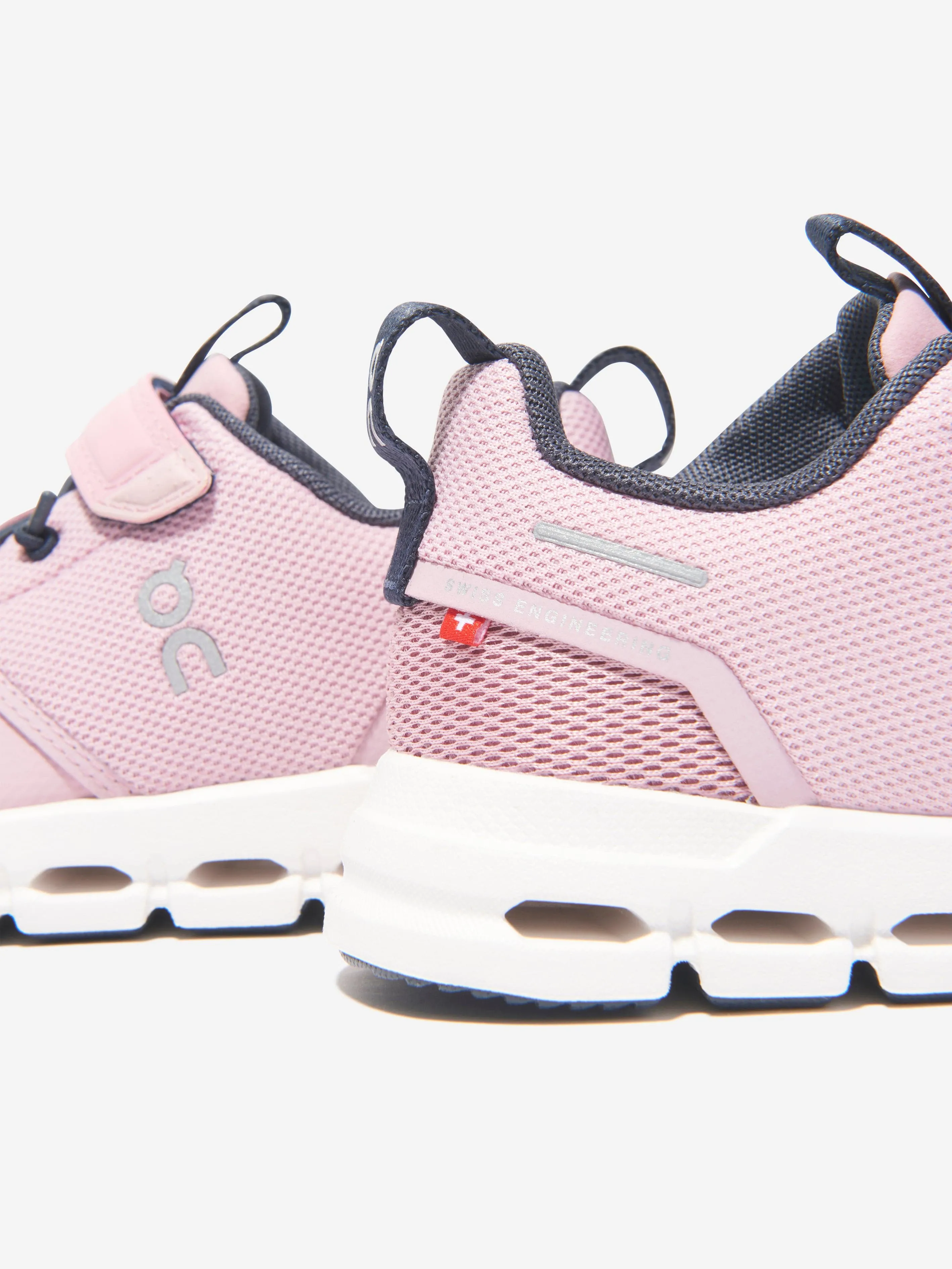 On Running Kids Cloud Play Trainers en Rose