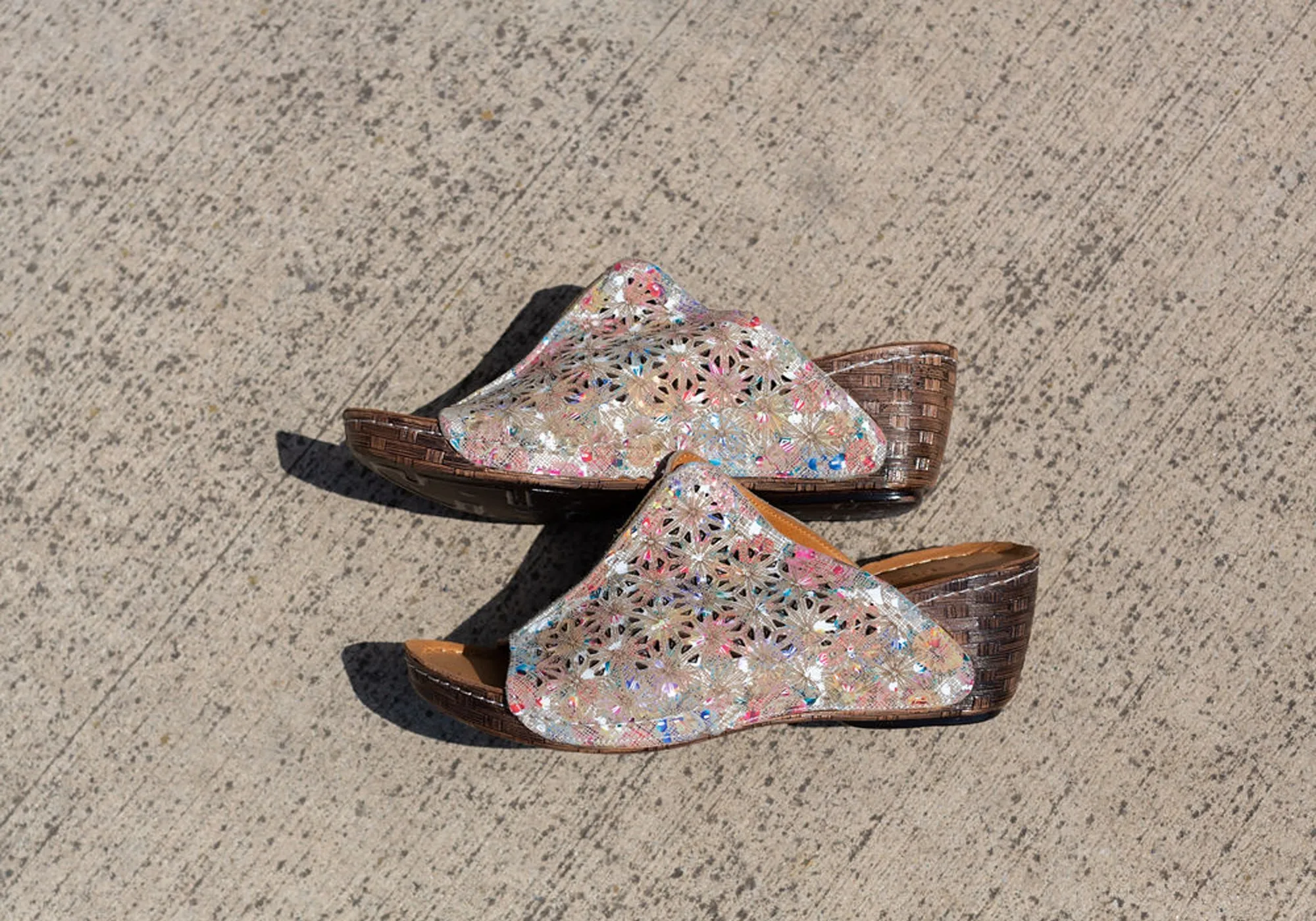 Orizonte Deb Sandales à Glissement Femmes Européennes en Cuir Confortables à Semelle Compensée Orizonte Chaussures