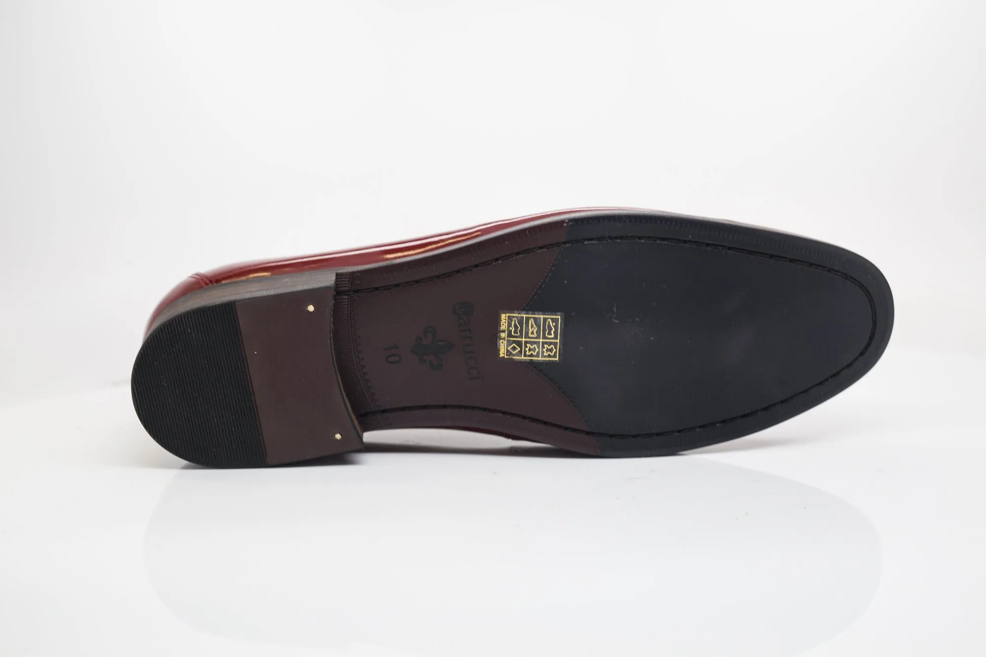 Mocassin à enfiler en cuir verni et daim rouge