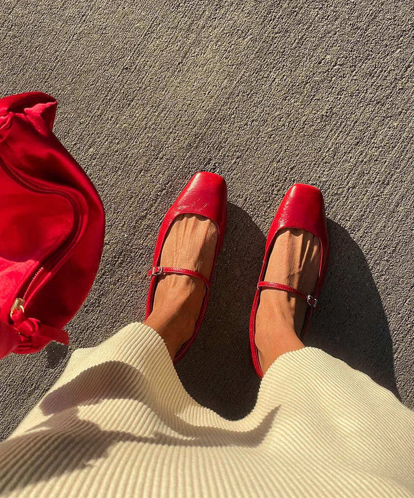 BALLERINES REYES ROUGE VERNIS FROISSÉ