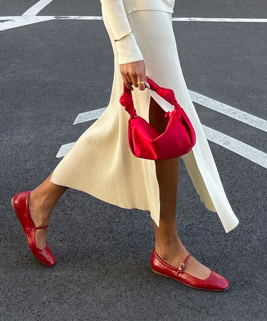 BALLERINES REYES ROUGE VERNIS FROISSÉ