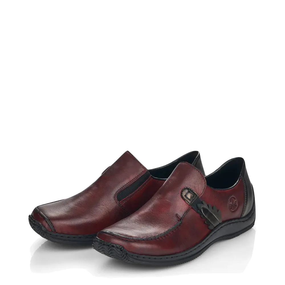 Rieker Femme Celia 59 Mocassin en Vin Rouge