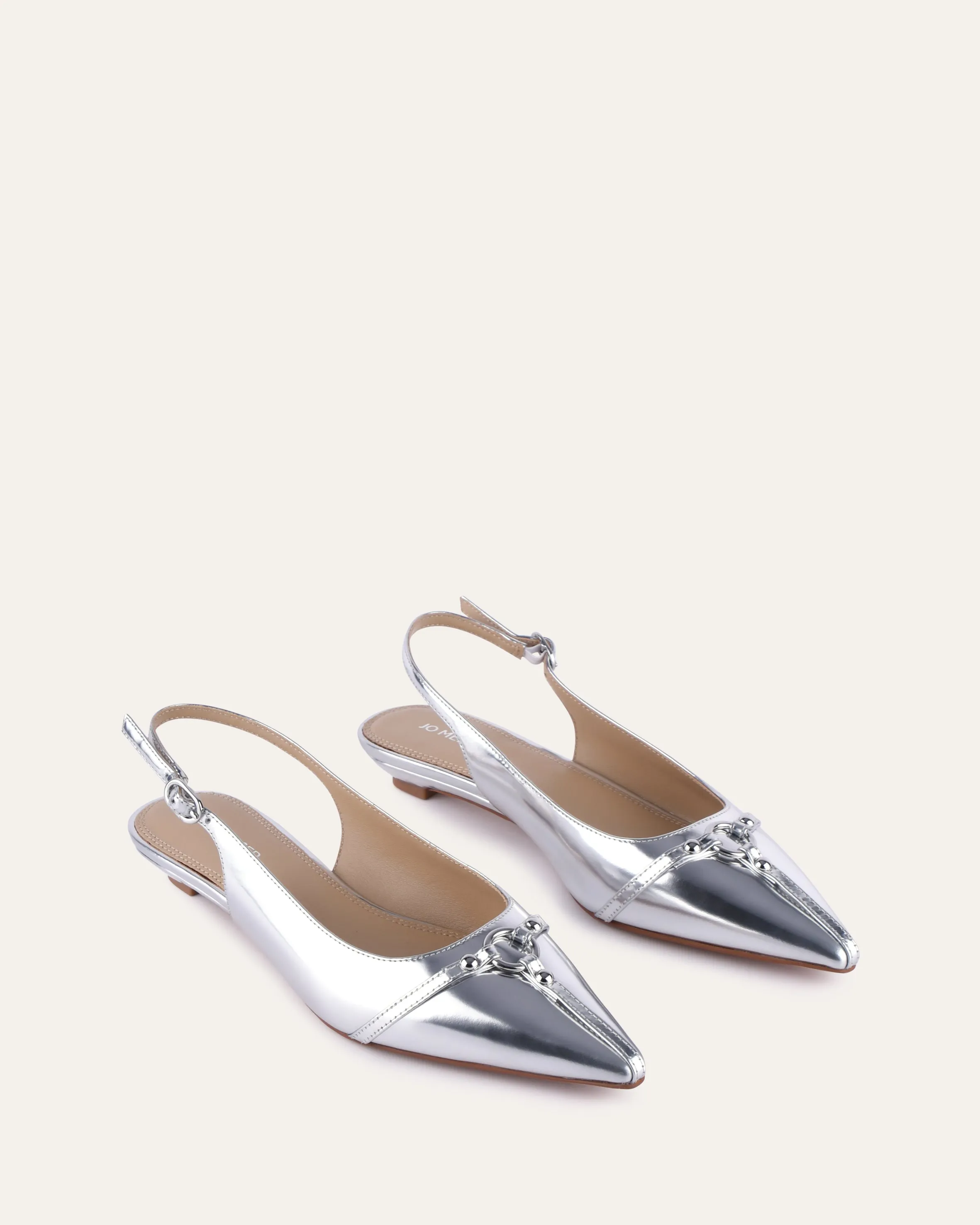 ESCARPINS VICTORIA EN CUIR VERNIS ARGENTÉ