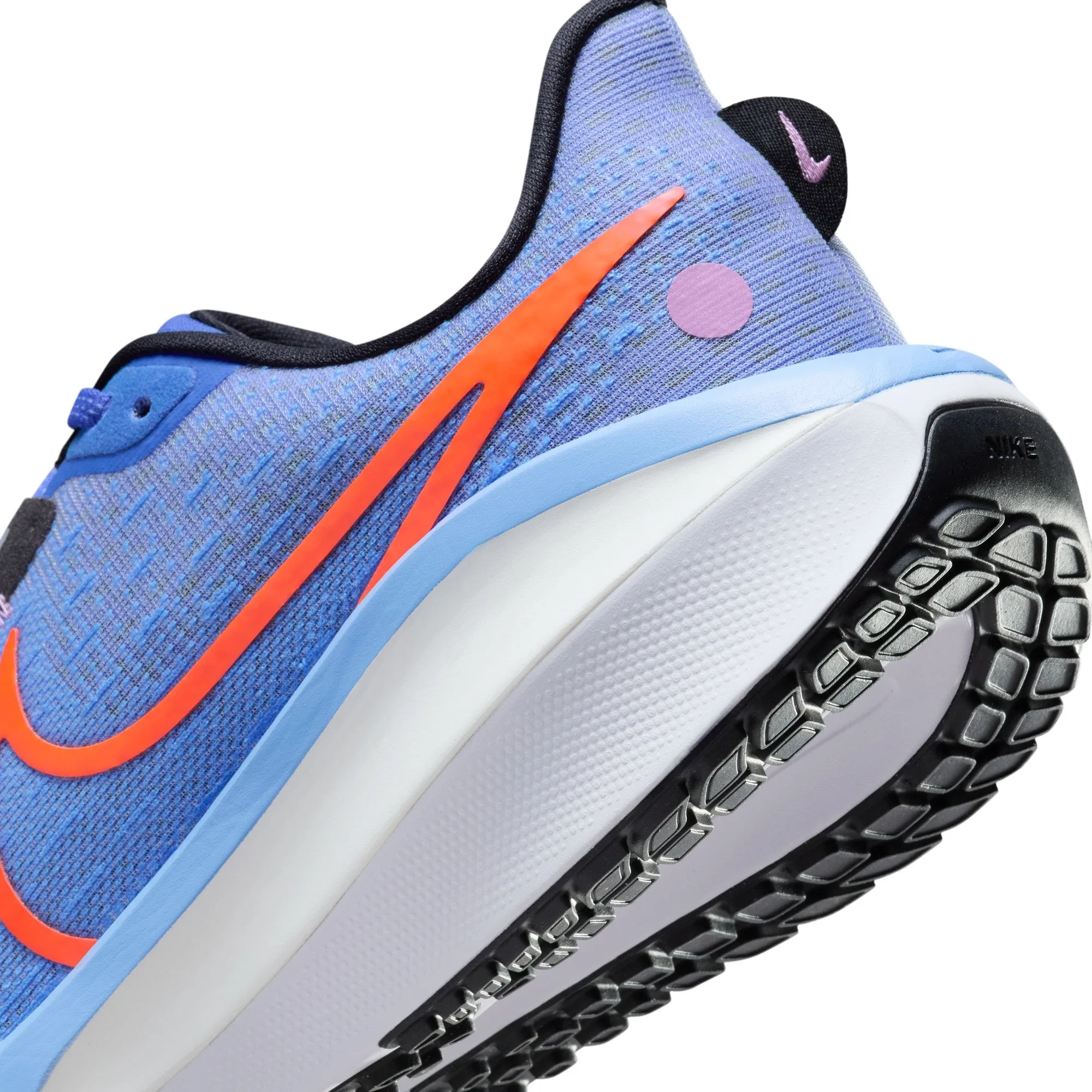 Chaussures de course pour femmes Vomero 17