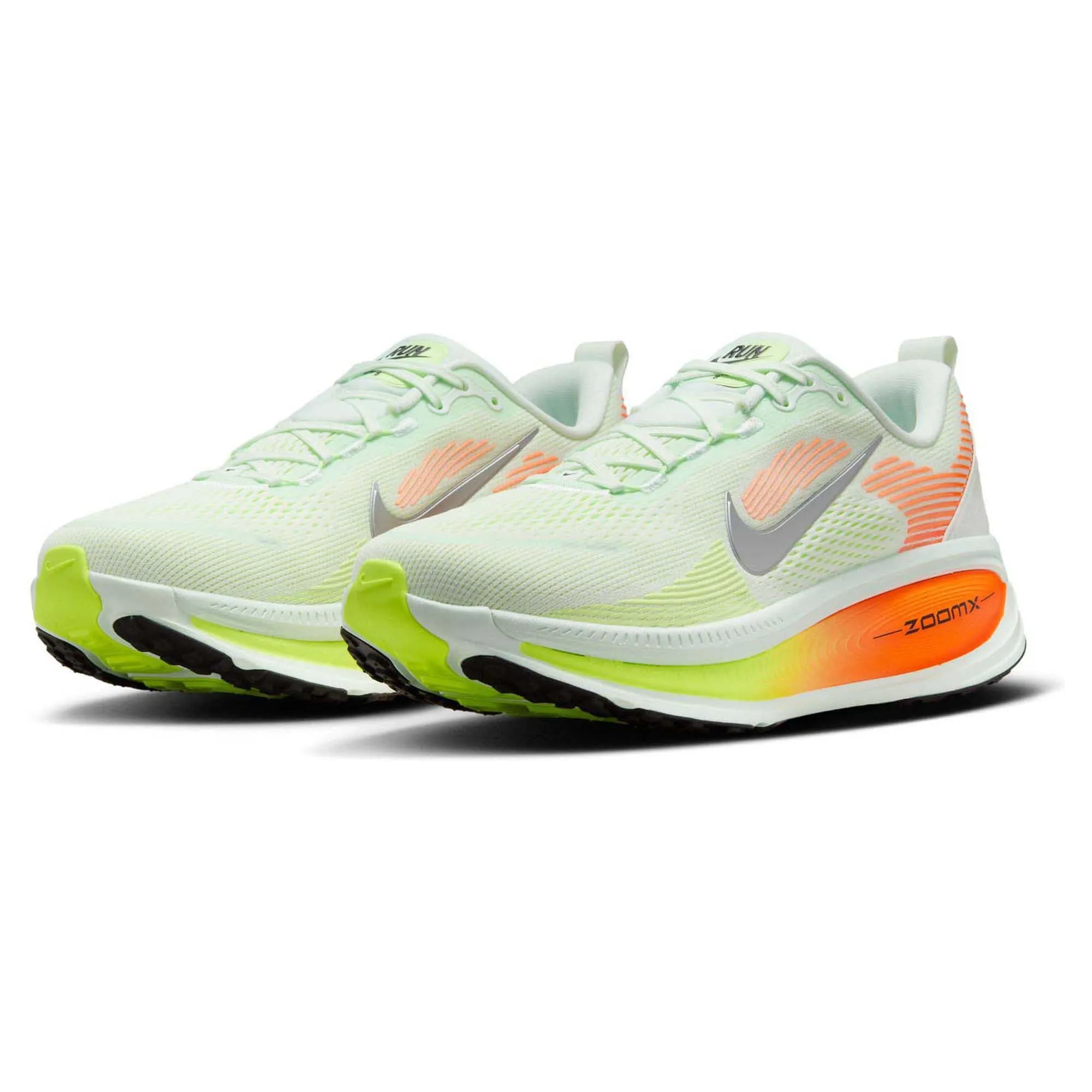 Chaussures de course sur route pour hommes Vomero 18