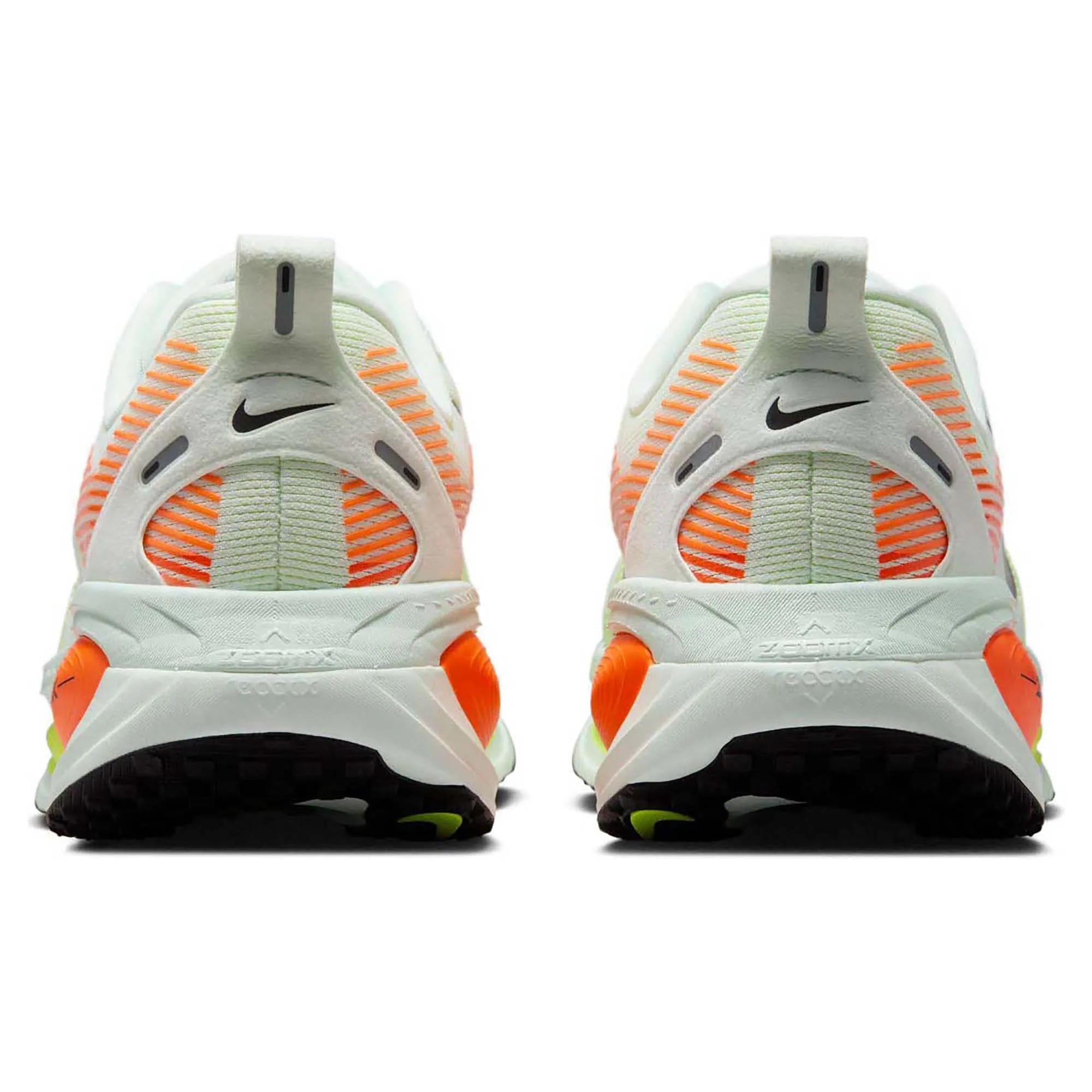 Chaussures de course sur route pour hommes Vomero 18