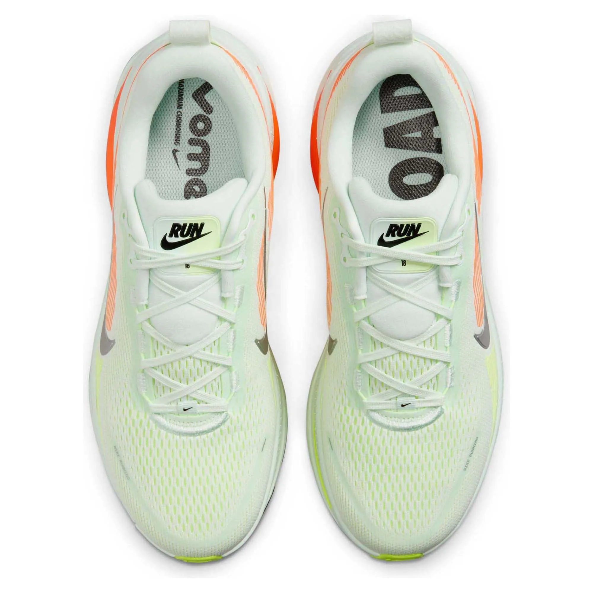 Chaussures de course sur route pour hommes Vomero 18