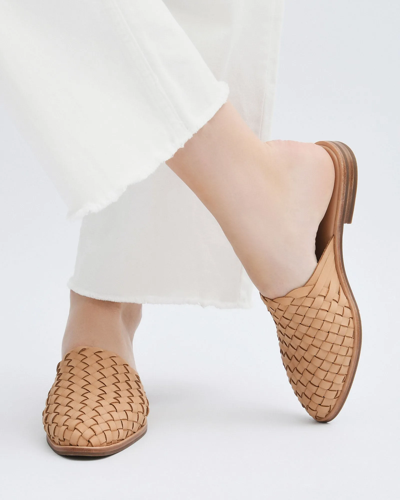 WEAVER BALLERINES DÉCONTRACTÉES EN CUIR TAN
